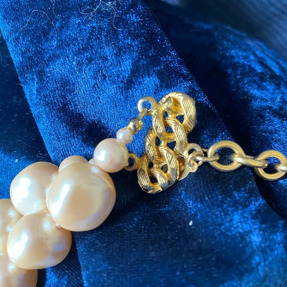 Vintage Carolee Double-strand Asian Sea Pearl Necklace - Picture 2 of 4